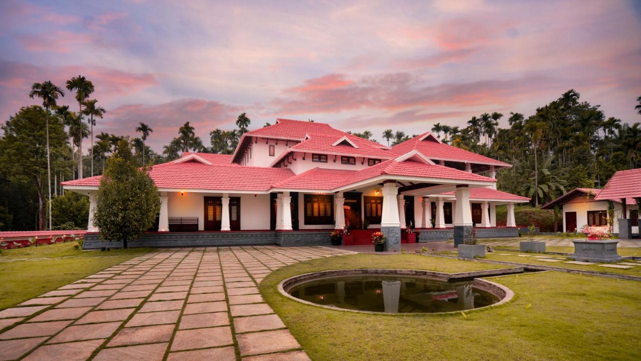 Отель Wayanad Mace Mansion Kenichira Экстерьер фото